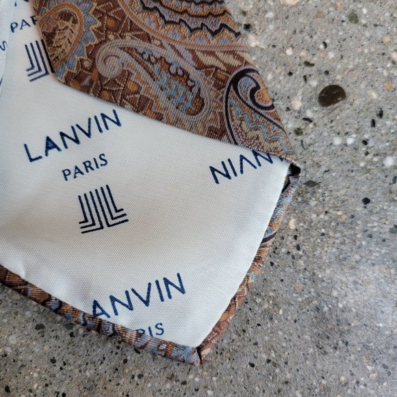 3/$20 - Lanvin Paris 100% Silk Tie - Picture 4 of 4